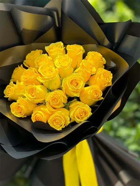 دسته گل رز زرد