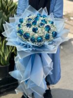 دسته گل رز ابی با ژیپسوفیلا