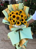 دسته گل افتابگردون 15 شاخه ای