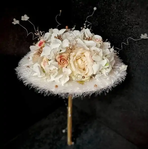 دسته گل سازه ای عروس