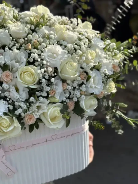 قیمت باکس گل سفید