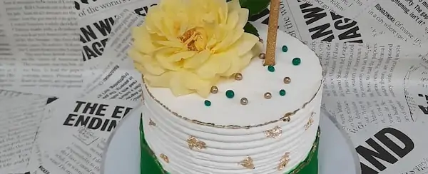 کیک تولد با تم سبز