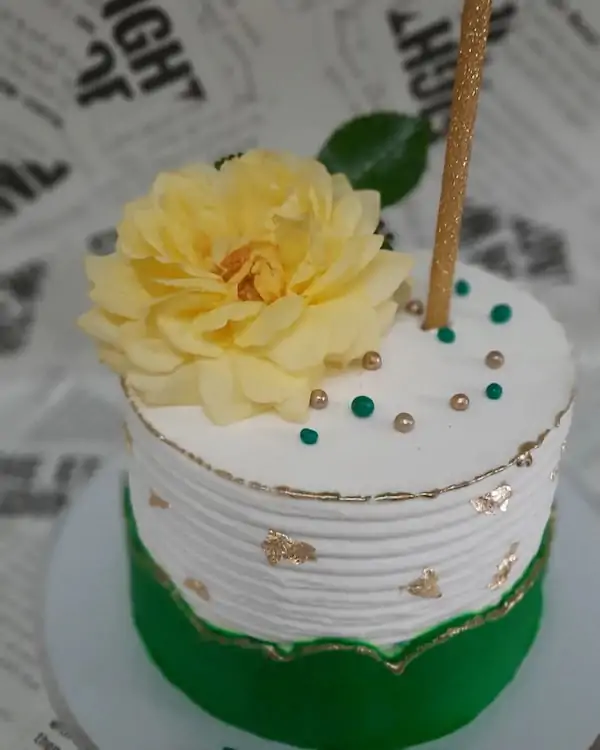 کیک تولد با تم سبز