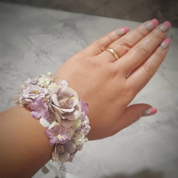 دستبند گل مچی عروس
