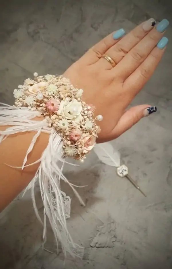 خرید اینترنتی دستبند گل عروس