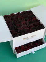 باکس گل سفید مشکی