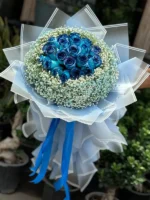 دسته گل با رز آبی